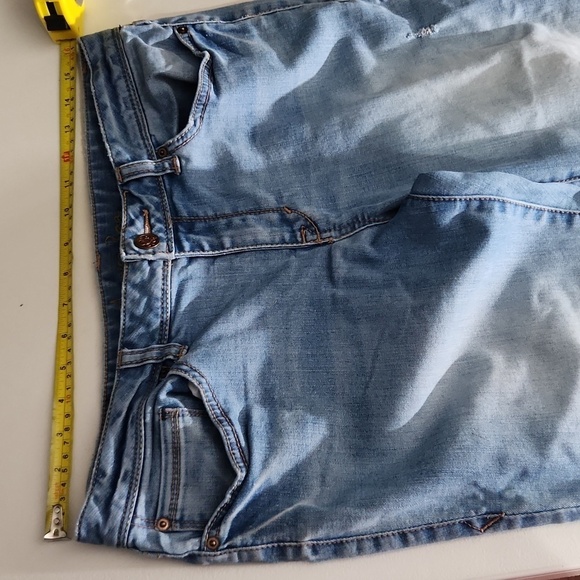 American Rag Womens Jeans Size 11 Short Sistressed Distroyed Fray Ripped Flaw - Picture 7 of 15